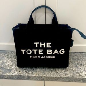 Marc Jacobs The Tote Bag
